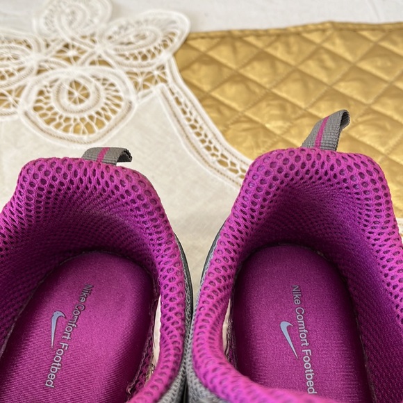 Nike Flex Women Sneakers - Picture 7 of 9